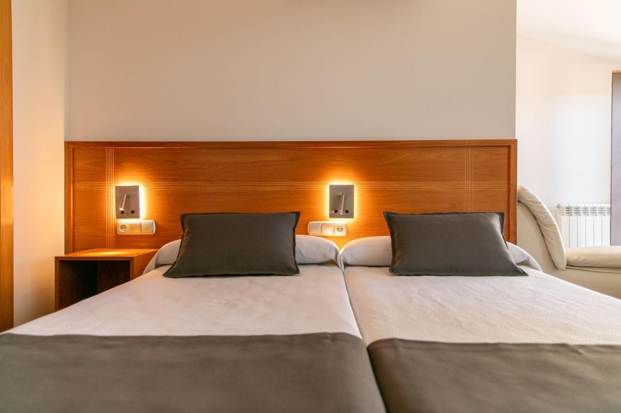 Aparthotel Cal Marçal Puig-reig Extérieur photo