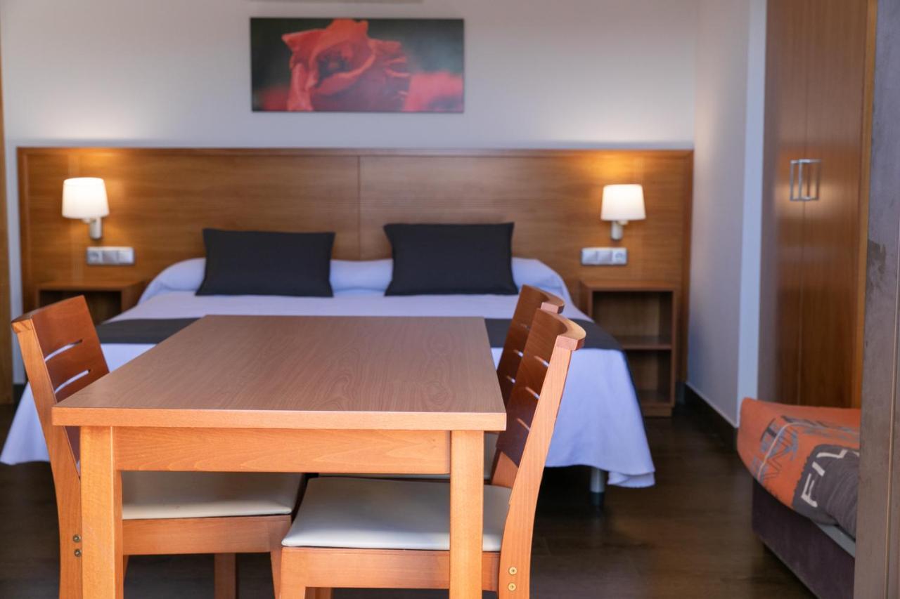 Aparthotel Cal Marçal Puig-reig Extérieur photo